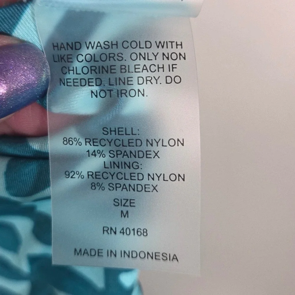 NWT Vitamin A Plunge One Piece Swimsuit Women's M Aqua Tropical High Cut